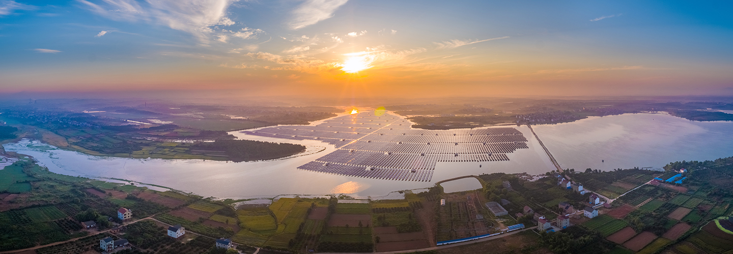www.js3333.com’s 123.235 MW Fishery-solar Hybrid PV Power Generation Project in Poyang, Jiangxi Province